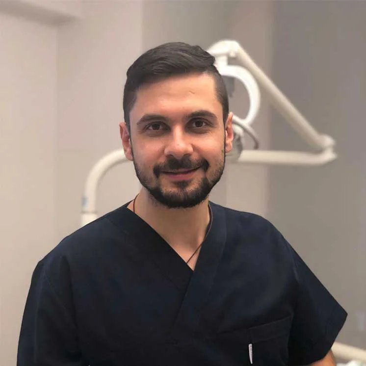 Uzm. Dt. Emir Yılmaz